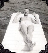Gordon Bennett; camp